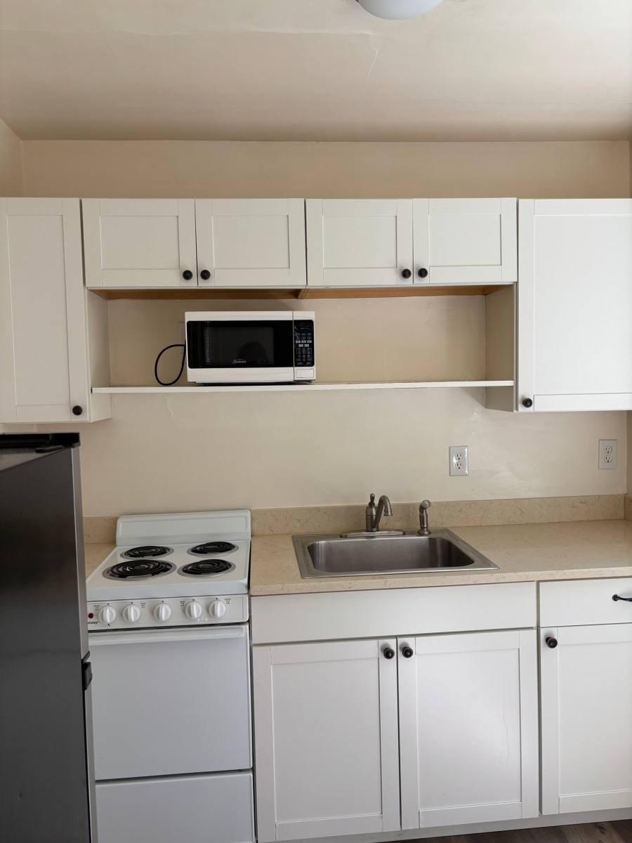Apartment for rent at 4541 Brooklyn Ave NE, Seattle, WA 98105