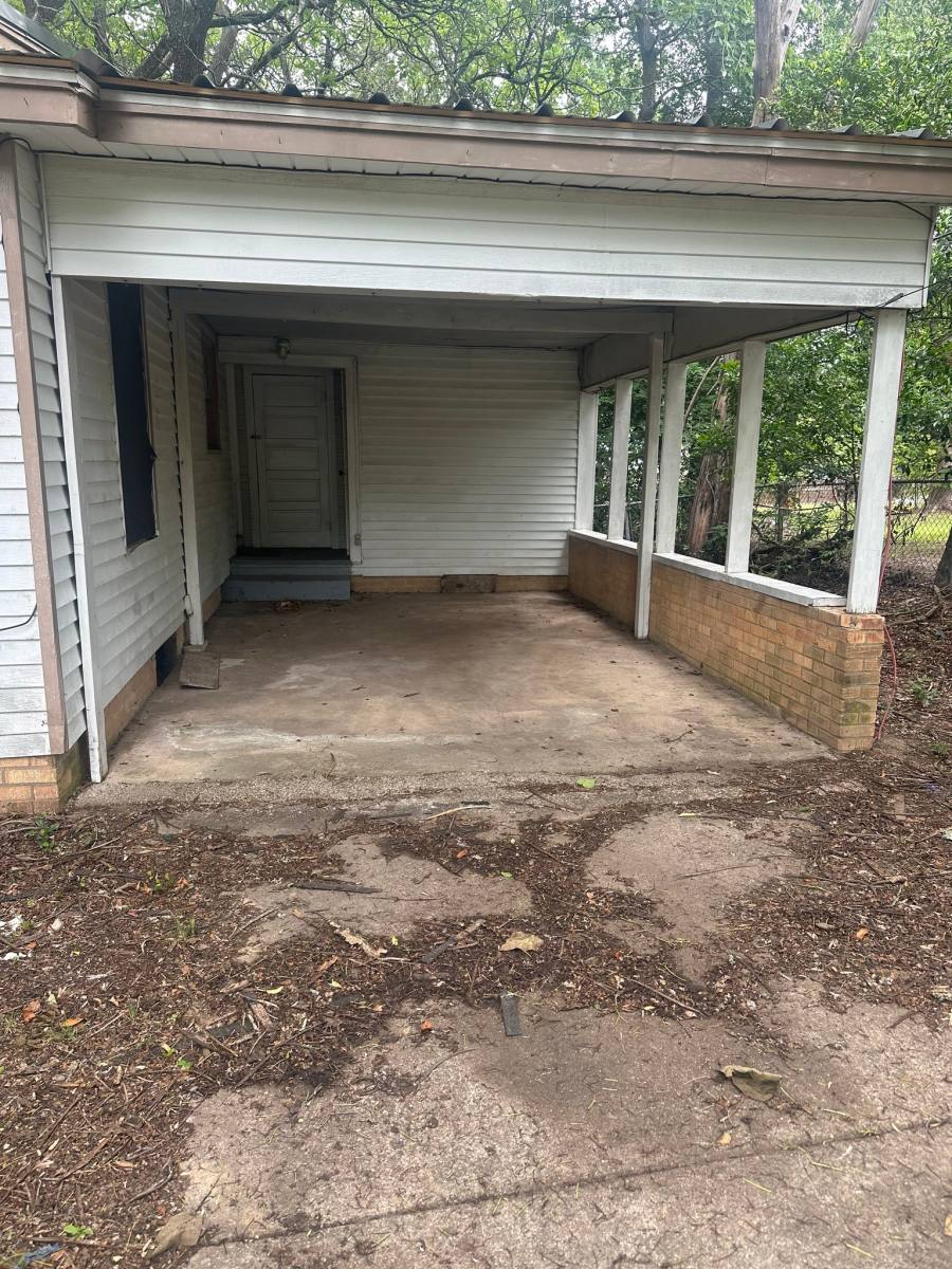 House for rent at 305 Bowers St, Lindale, TX 75771