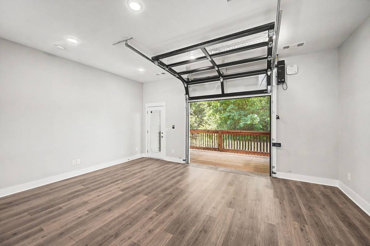Townhouse for rent at 221 Stonecrest Circle, Nashville, TN 37209