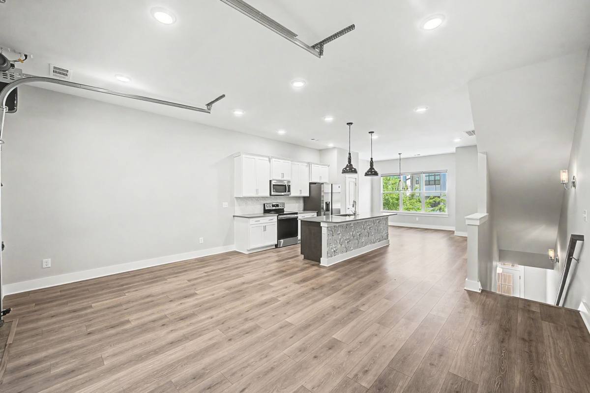 Townhouse for rent at 221 Stonecrest Circle, Nashville, TN 37209