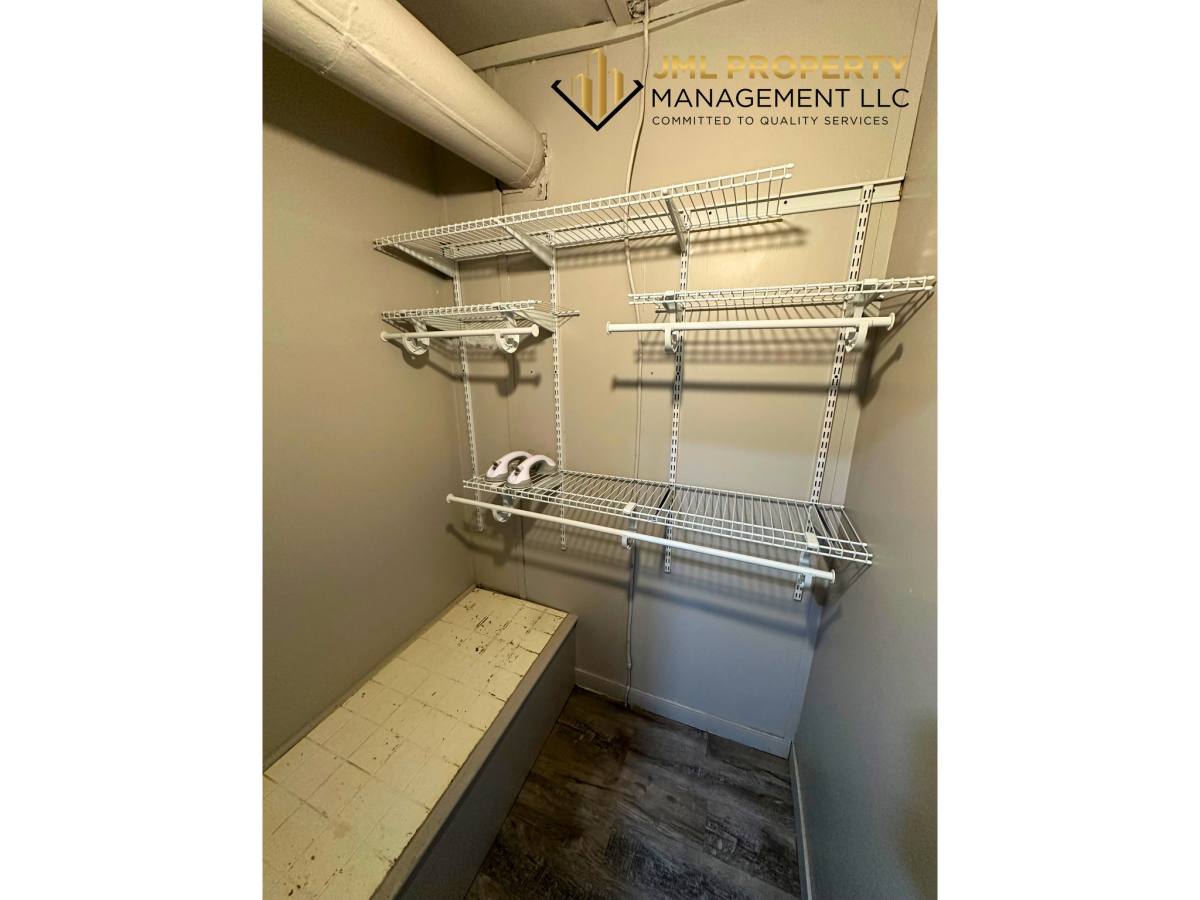 Apartment for rent at 58 Edgemond St #1E, Fall River, MA 02723
