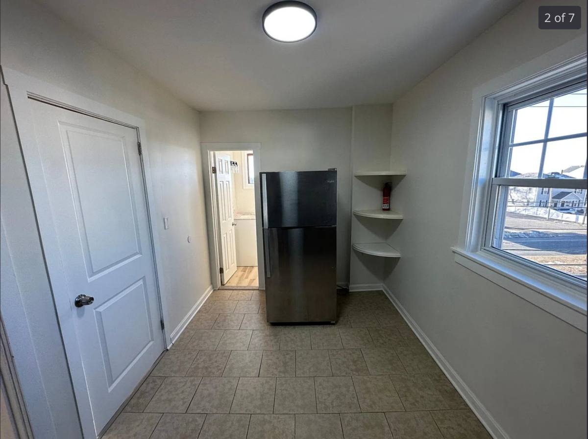 Apartment for rent at 834 Eastern Ave #3S, Fall River, MA 02723