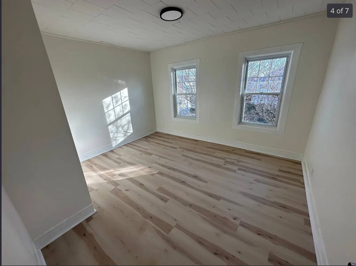 Apartment for rent at 834 Eastern Ave #3S, Fall River, MA 02723