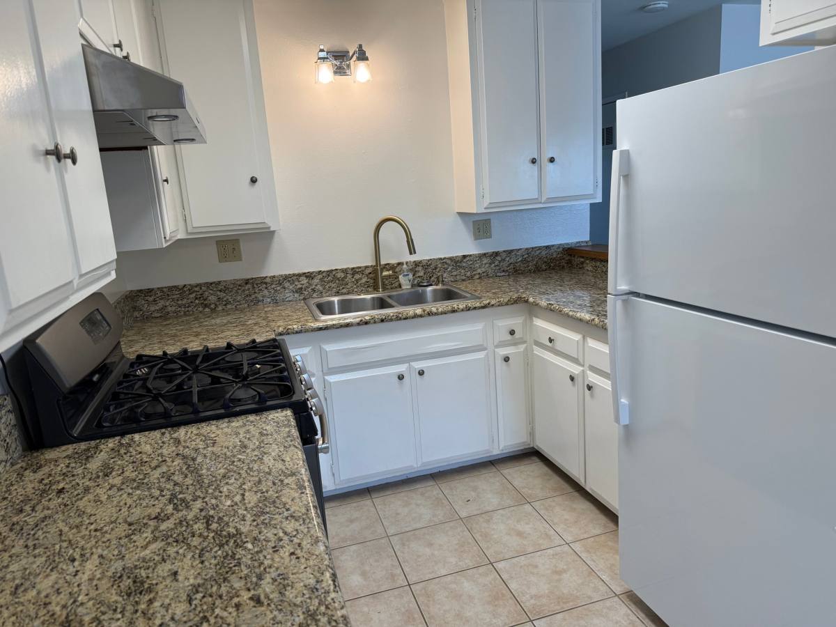 Apartment for rent at 2324 C England St #C, Huntington Beach, CA 92648