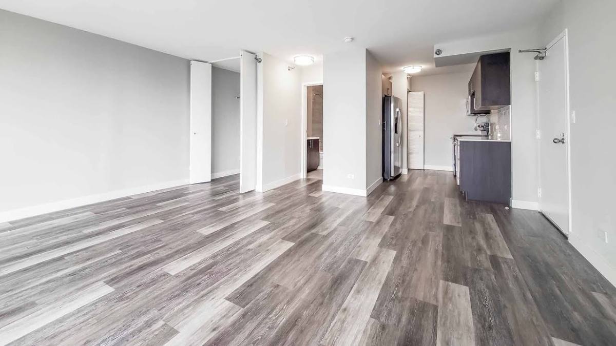 Apartment for rent at 897 N State St, Chicago, IL 60610