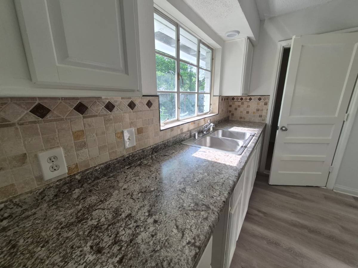 House for rent at 10221 Bretton Dr, Houston, TX 77016