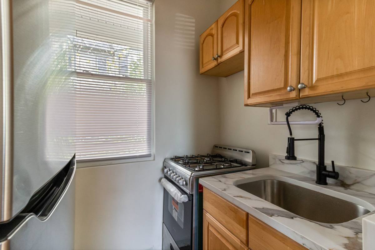 Apartment for rent at 169 Waterman St #6, Providence, RI 02906