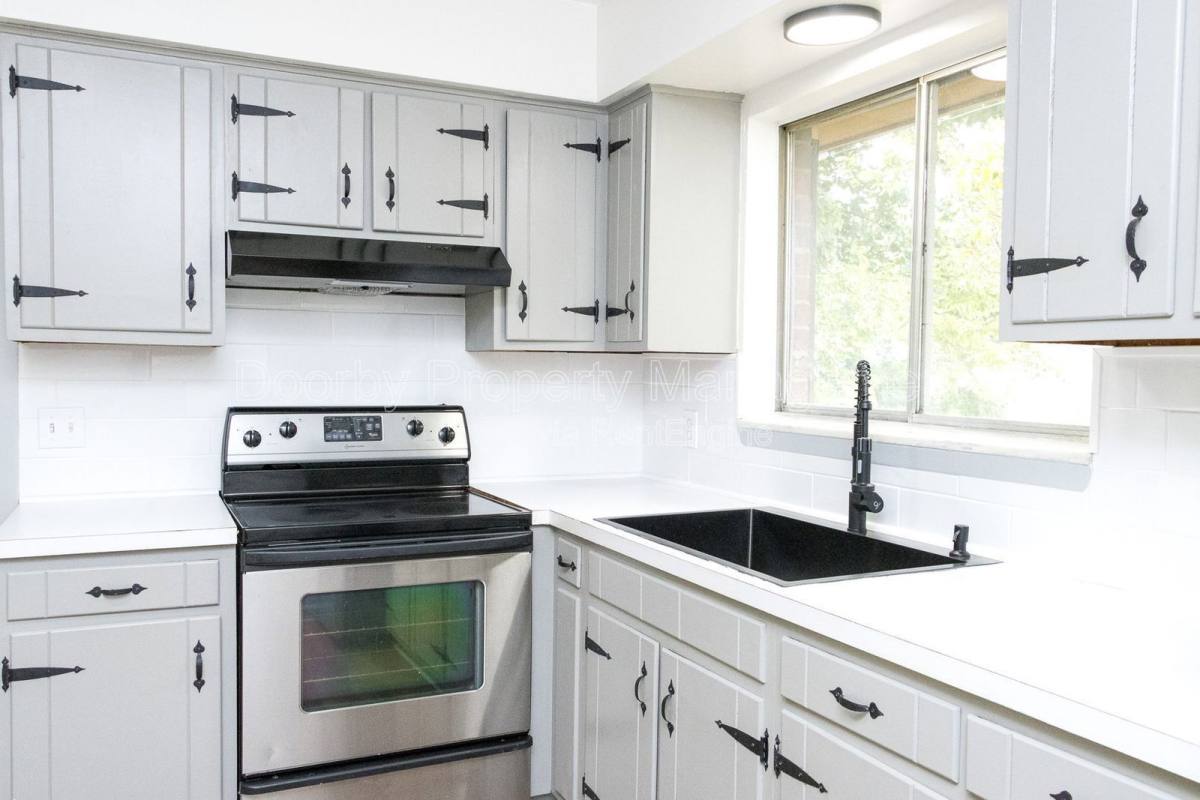 Apartment for rent at 1300 Koblan Dr #A, Hixson, TN 37343