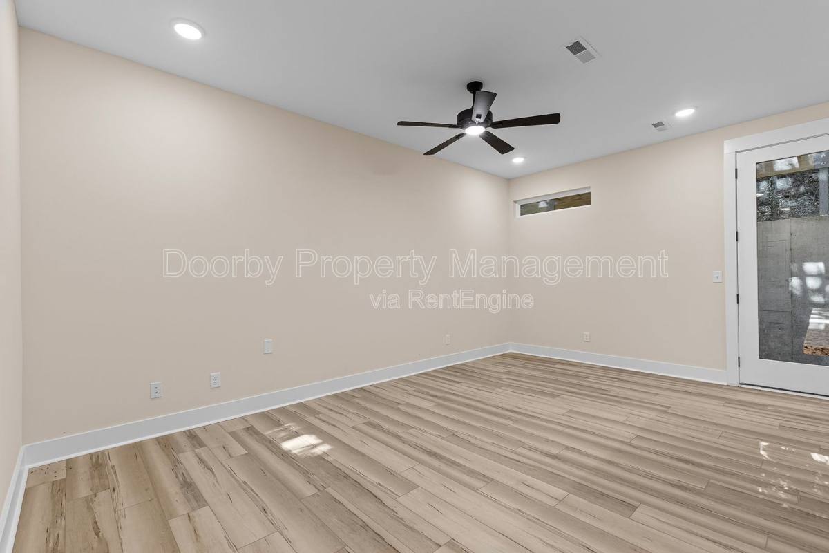 Townhouse for rent at 436 Wayne Ave, Chattanooga, TN 37405