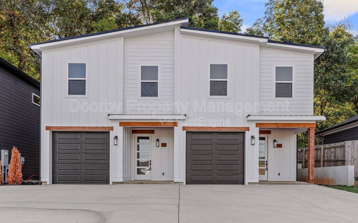 Townhouse for rent at 436 Wayne Ave, Chattanooga, TN 37405