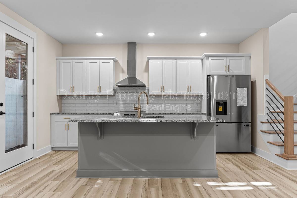 Townhouse for rent at 436 Wayne Ave, Chattanooga, TN 37405