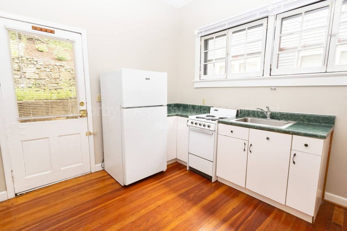 Apartment for rent at 318 Tremont St #2, Chattanooga, TN 37405
