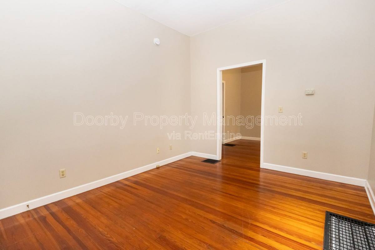 Apartment for rent at 318 Tremont St #2, Chattanooga, TN 37405