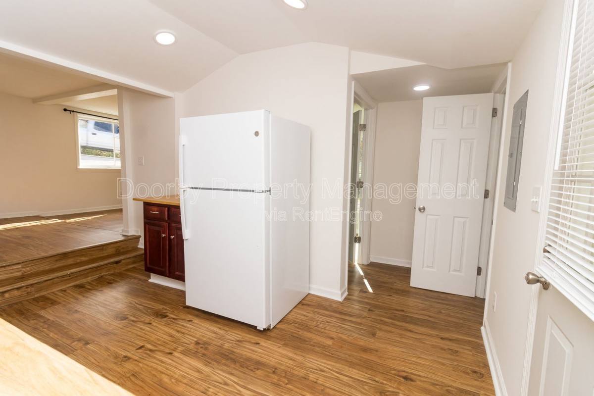 Apartment for rent at 2602 14th Ave #B, Chattanooga, TN 37407