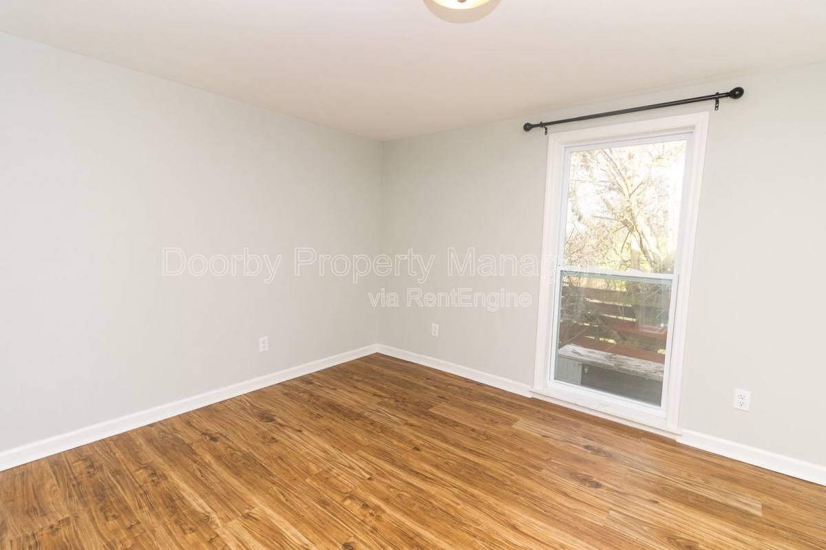 Apartment for rent at 2602 14th Ave #B, Chattanooga, TN 37407