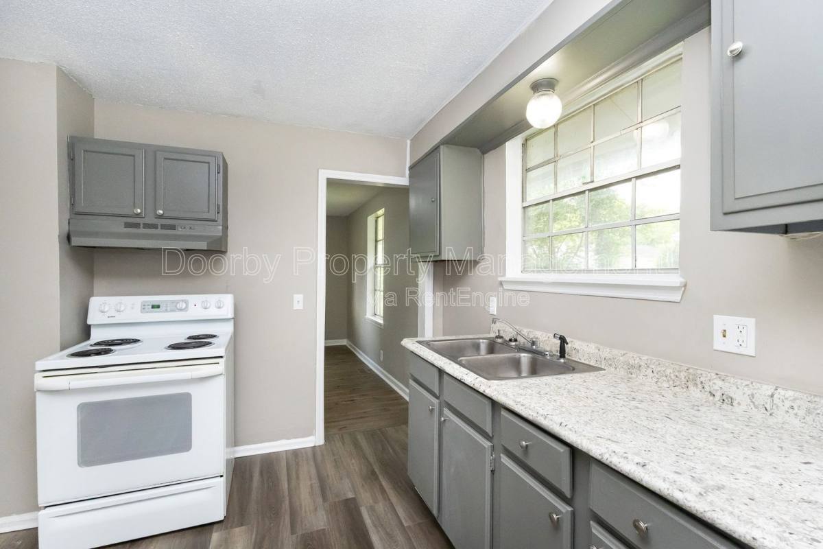 House for rent at 619 Shannon Ave, Chattanooga, TN 37411