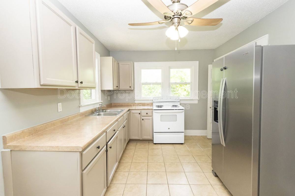 House for rent at 1812 John Ross Rd, Chattanooga, TN 37412