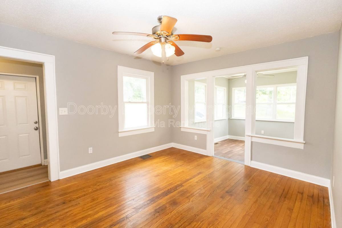 House for rent at 1812 John Ross Rd, Chattanooga, TN 37412