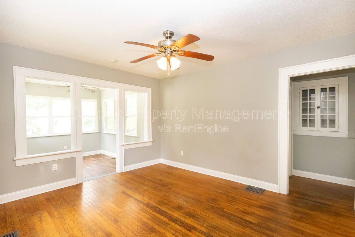House for rent at 1812 John Ross Rd, Chattanooga, TN 37412