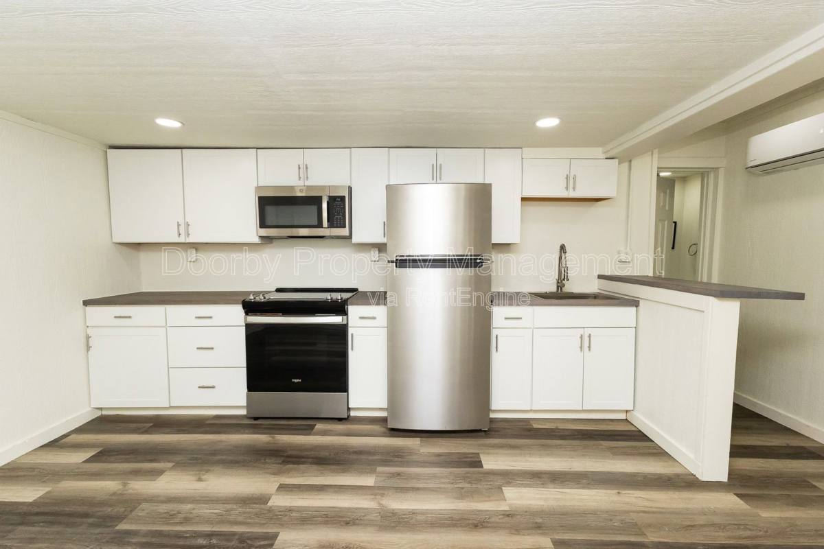Apartment for rent at 5640 US-41 #8, Jasper, TN 37347
