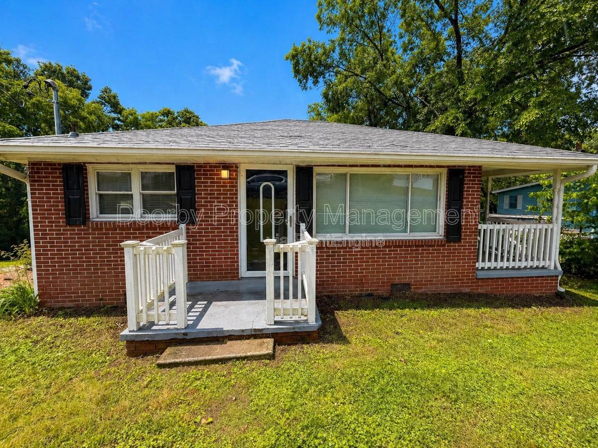 Apartment for rent at 403 Warren St, Rossville, GA 30741