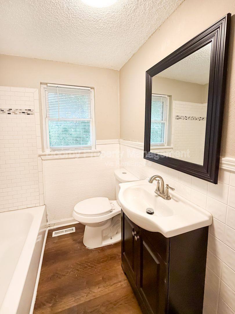 Apartment for rent at 403 Warren St, Rossville, GA 30741