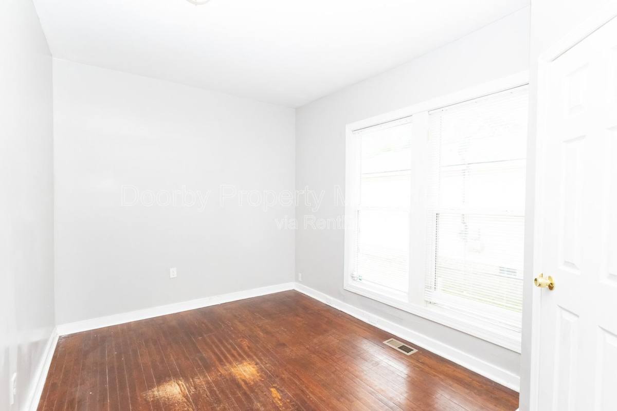 House for rent at 2009 Camden St, Chattanooga, TN 37406