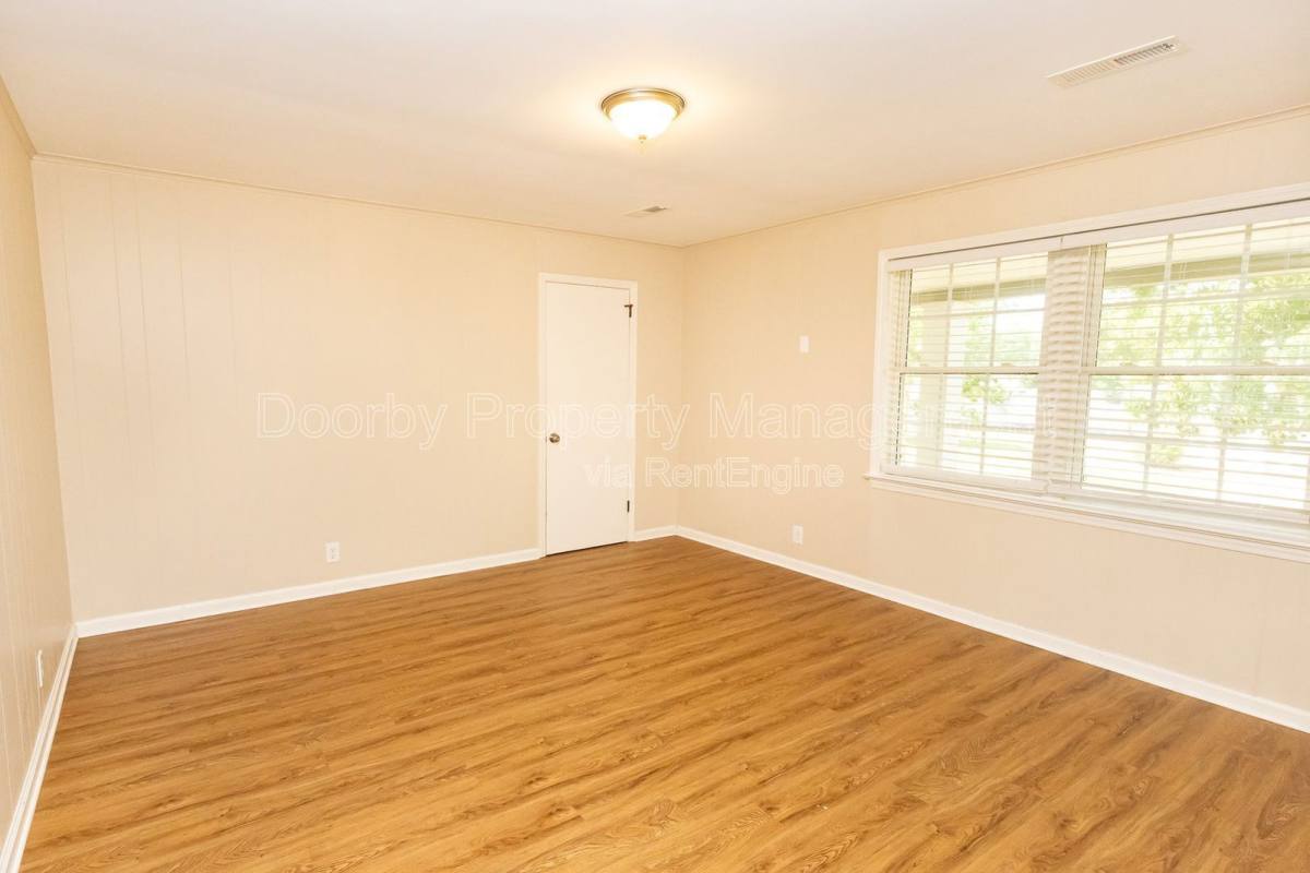 Apartment for rent at 207 Memorial Dr #3, Chattanooga, TN 37415
