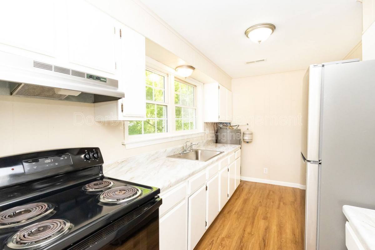 Apartment for rent at 207 Memorial Dr #3, Chattanooga, TN 37415