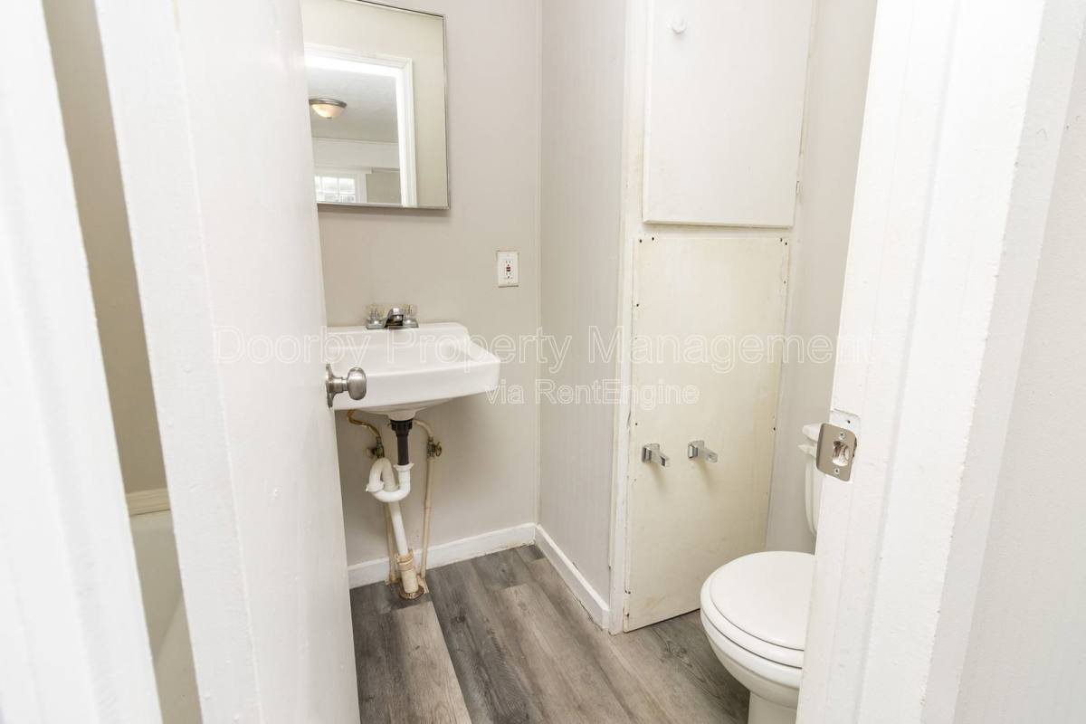 Apartment for rent at 207 Napier St #6, La Fayette, GA 30728