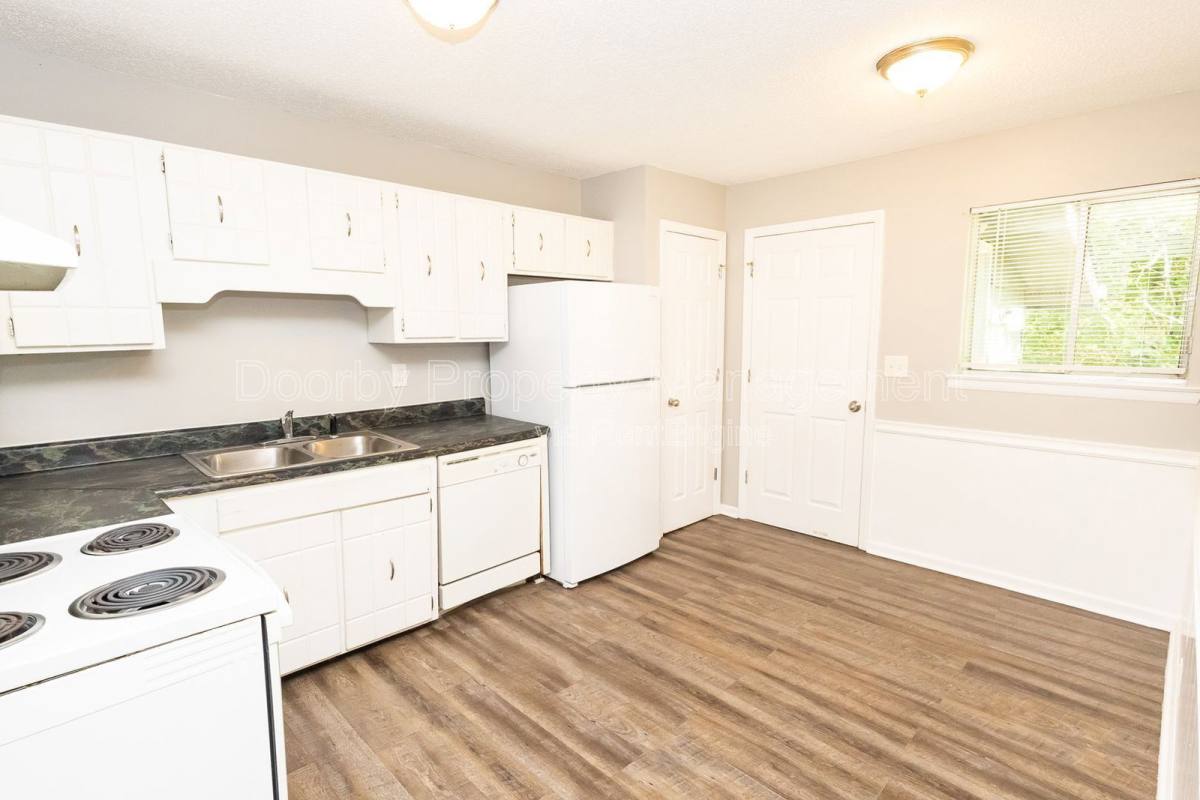 Apartment for rent at 901 Forest Dale Lane #B, Hixson, TN 37343