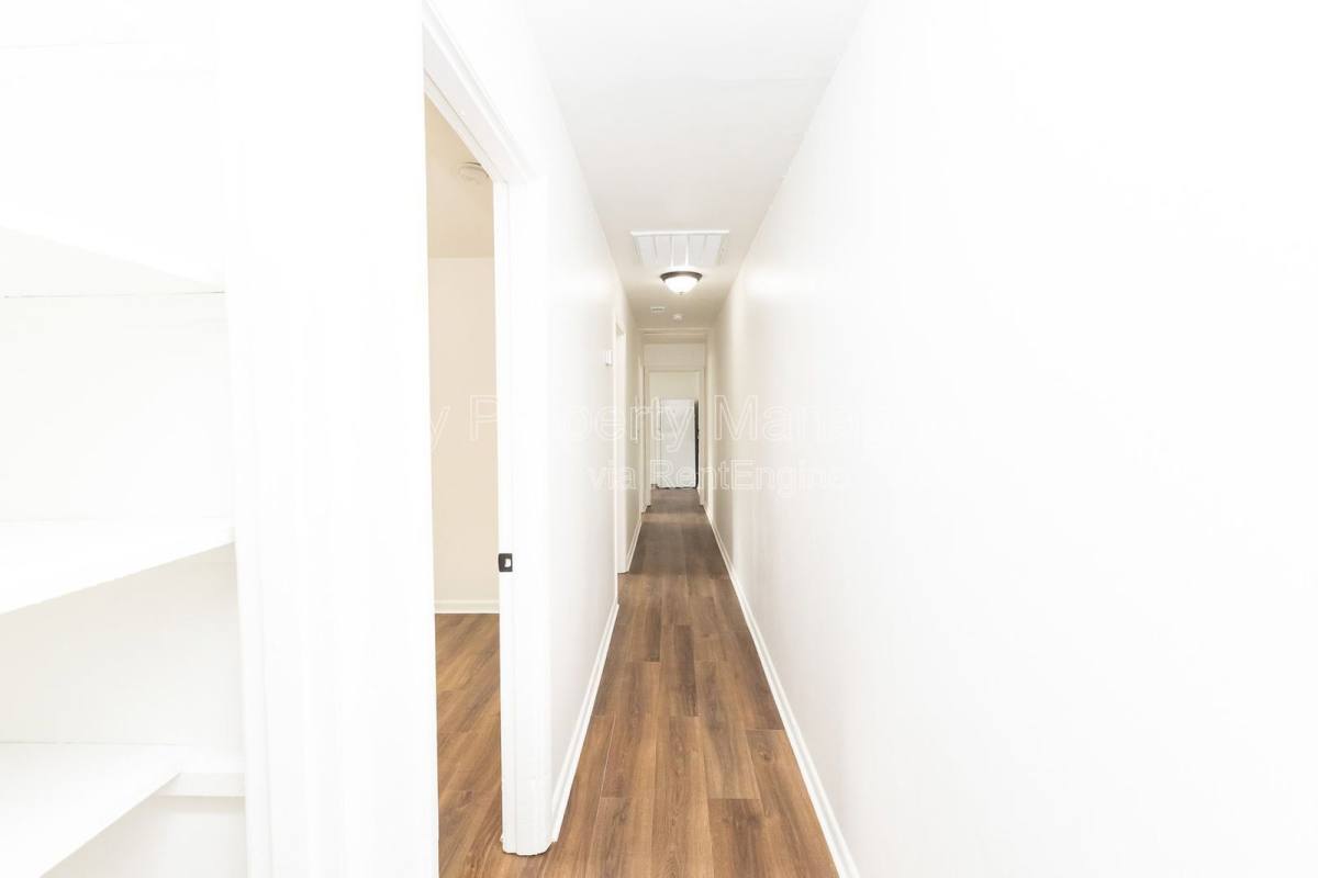 Apartment for rent at 2011 Milne St #B, Chattanooga, TN 37406