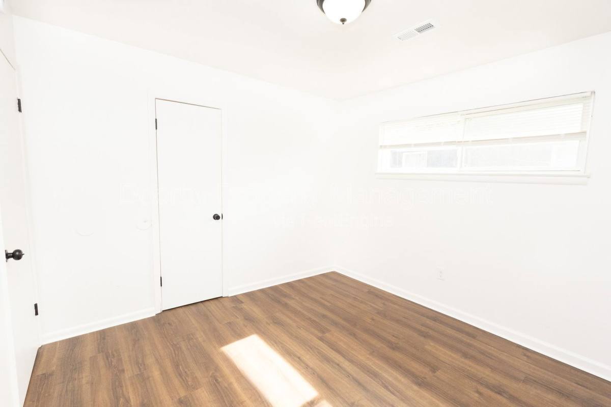 Apartment for rent at 2011 Milne St #B, Chattanooga, TN 37406