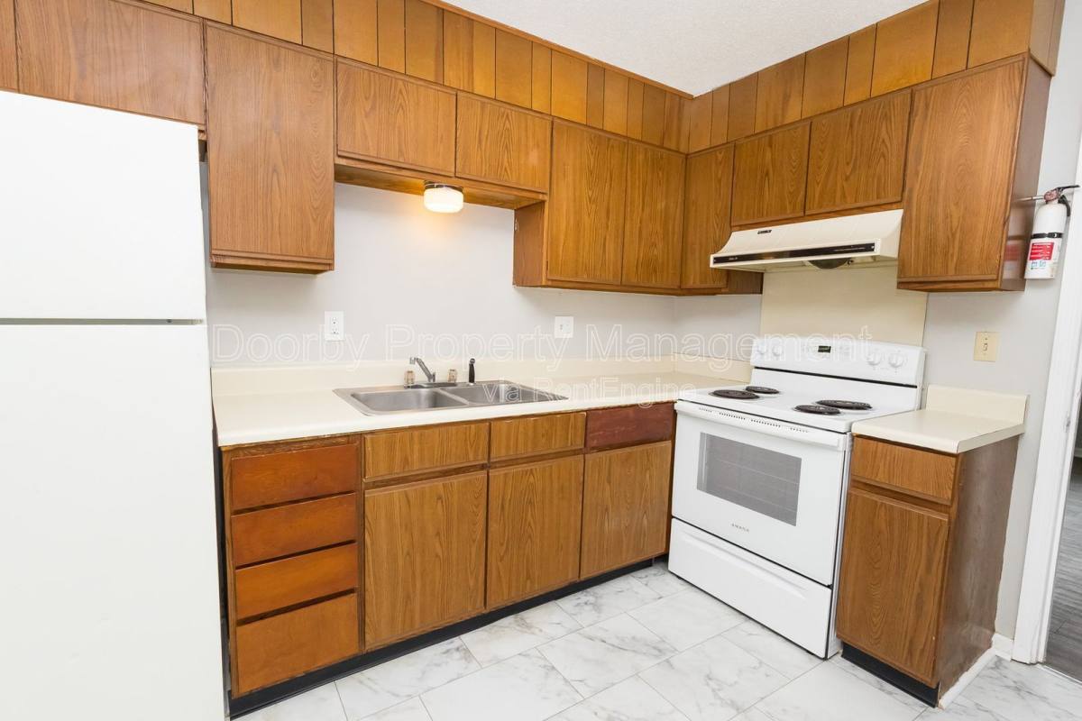 Apartment for rent at 124 Fawn Dr, Chattanooga, TN 37412