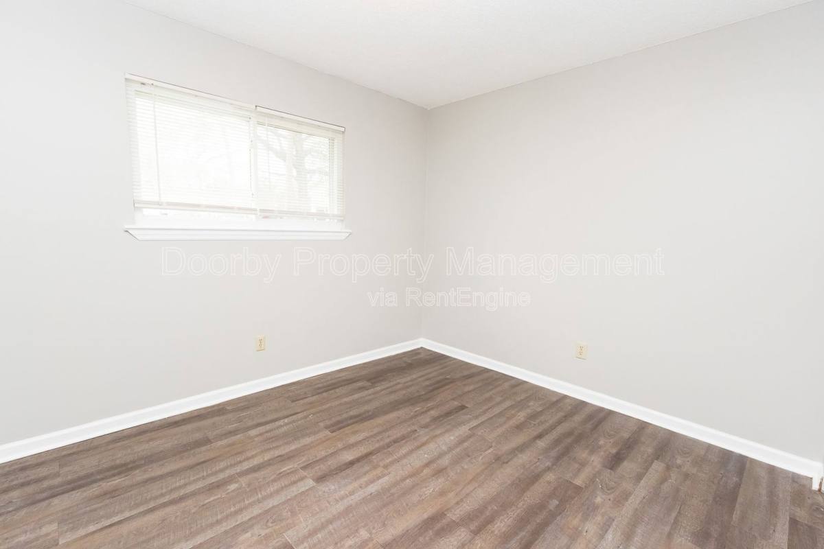 Apartment for rent at 124 Fawn Dr, Chattanooga, TN 37412