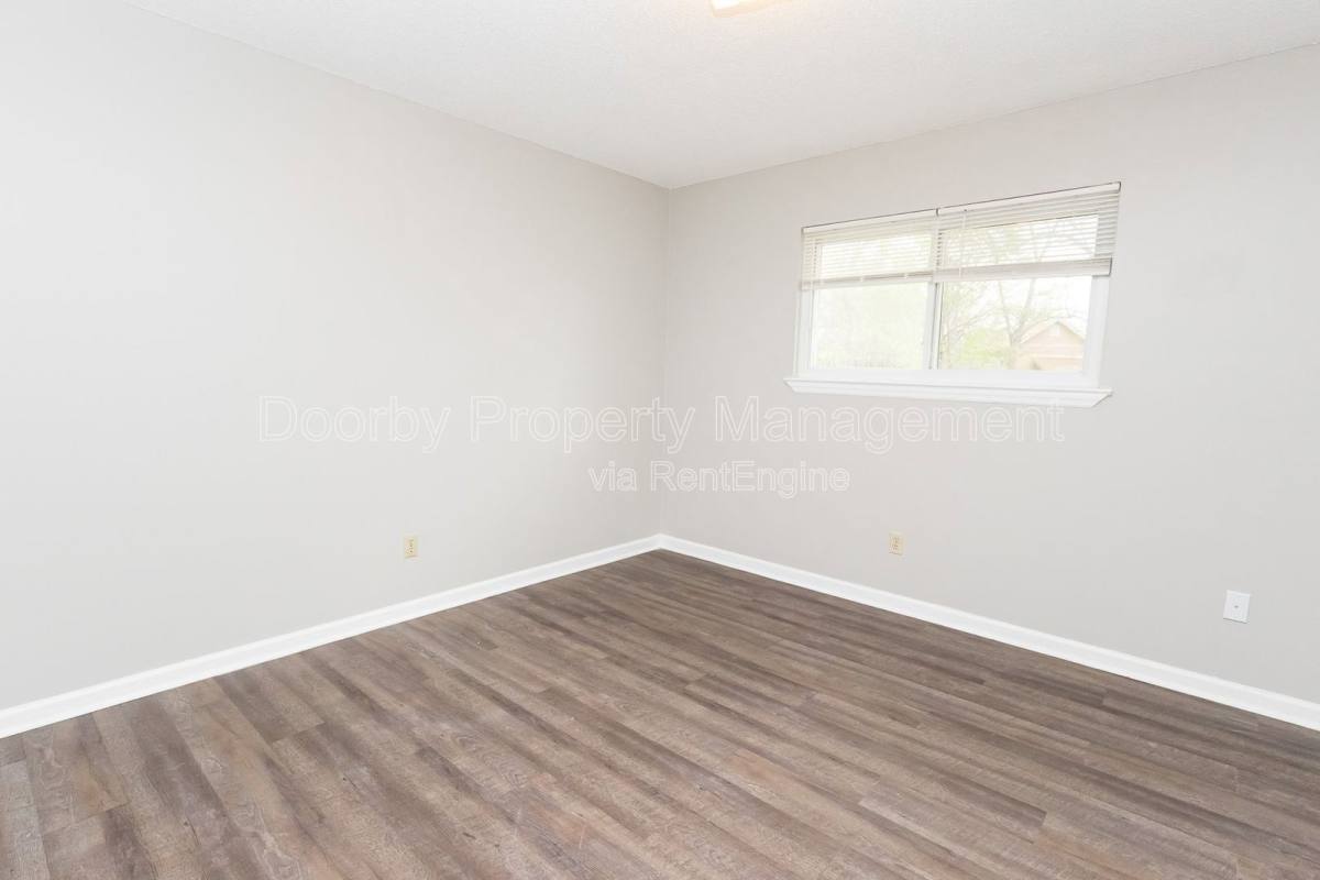 Apartment for rent at 124 Fawn Dr, Chattanooga, TN 37412
