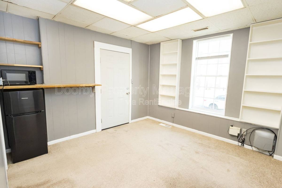 Apartment for rent at 1202 Duncan Ave #1, Chattanooga, TN 37404