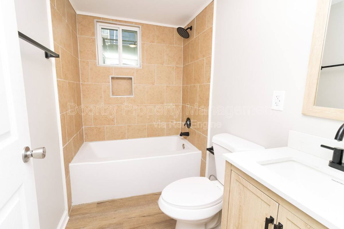 Apartment for rent at 1714 Portland St #C, Chattanooga, TN 37406