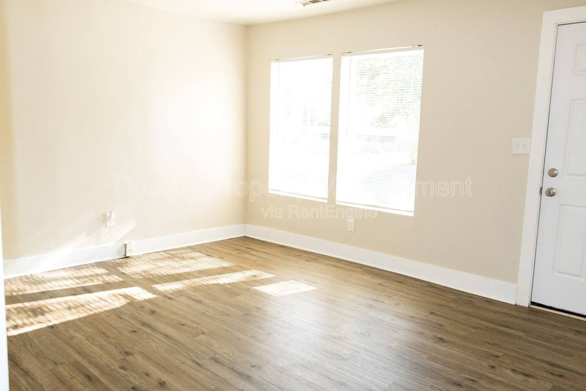 House for rent at 1503 E 18th St, Chattanooga, TN 37404