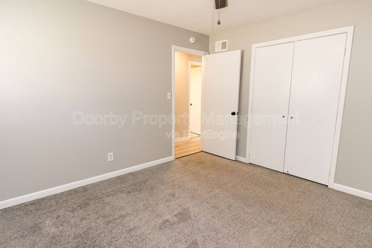 Apartment for rent at 903 Forest Dale Lane #A, Hixson, TN 37343