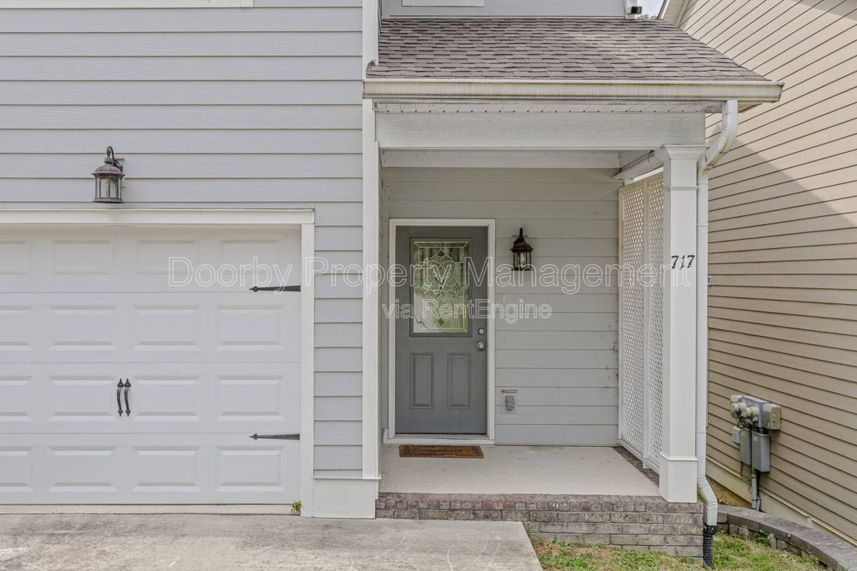 Townhouse for rent at 723 Ladd Ave, Chattanooga, TN 37405