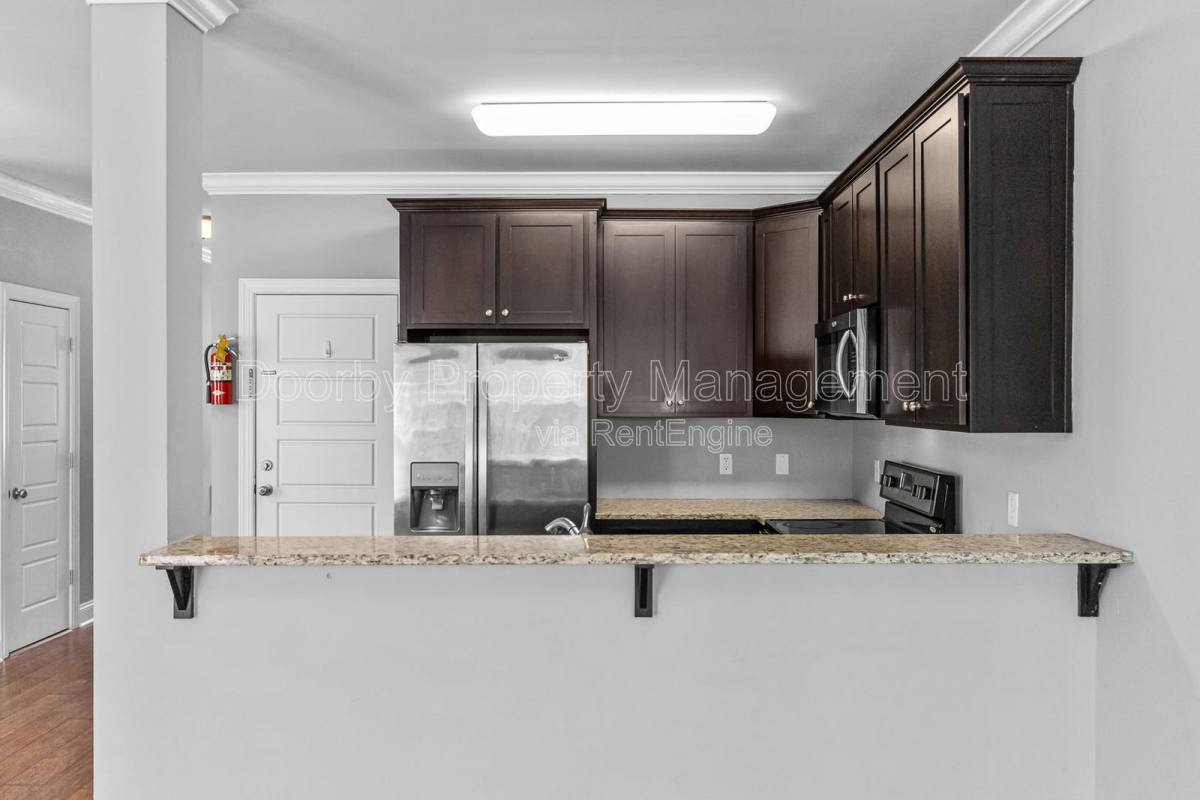 Townhouse for rent at 723 Ladd Ave, Chattanooga, TN 37405