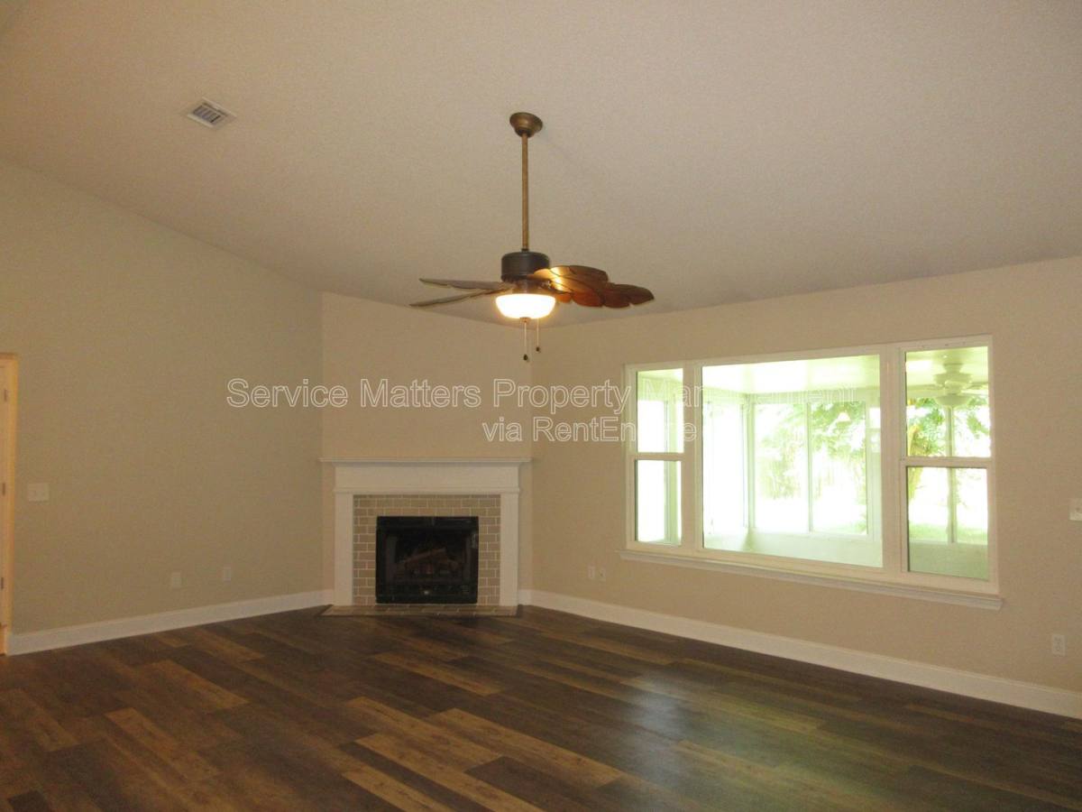 House for rent at 6598 Starboard Dr, Milton, FL 32570