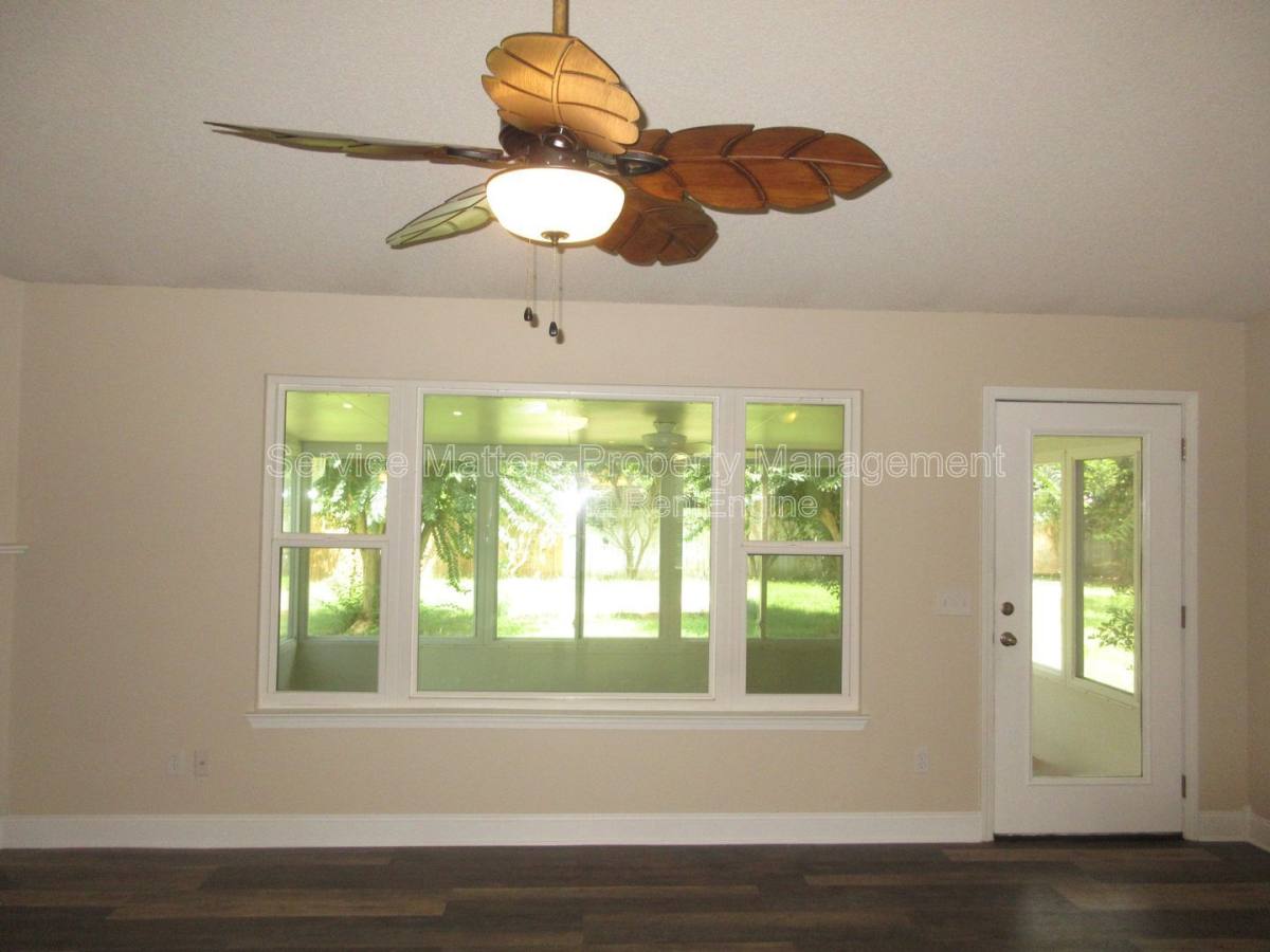 House for rent at 6598 Starboard Dr, Milton, FL 32570