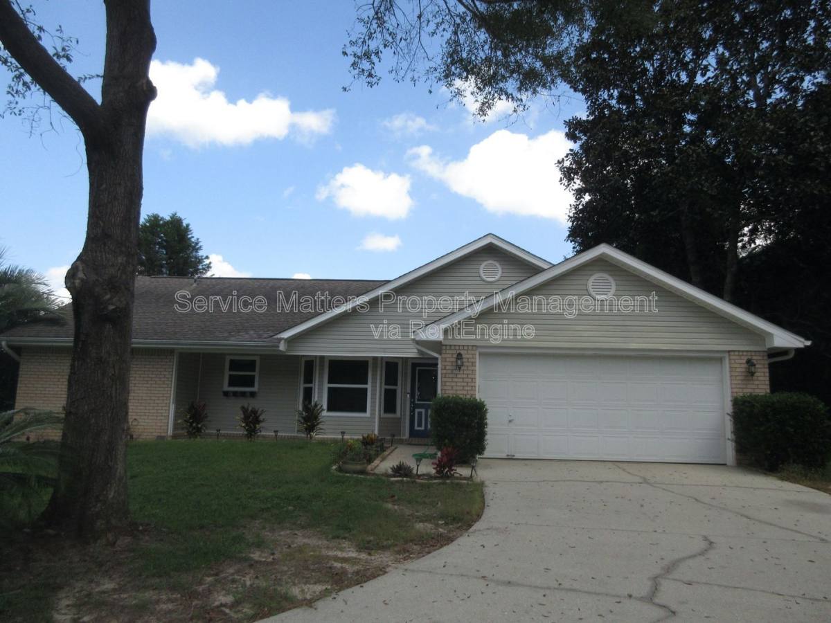 House for rent at 6598 Starboard Dr, Milton, FL 32570
