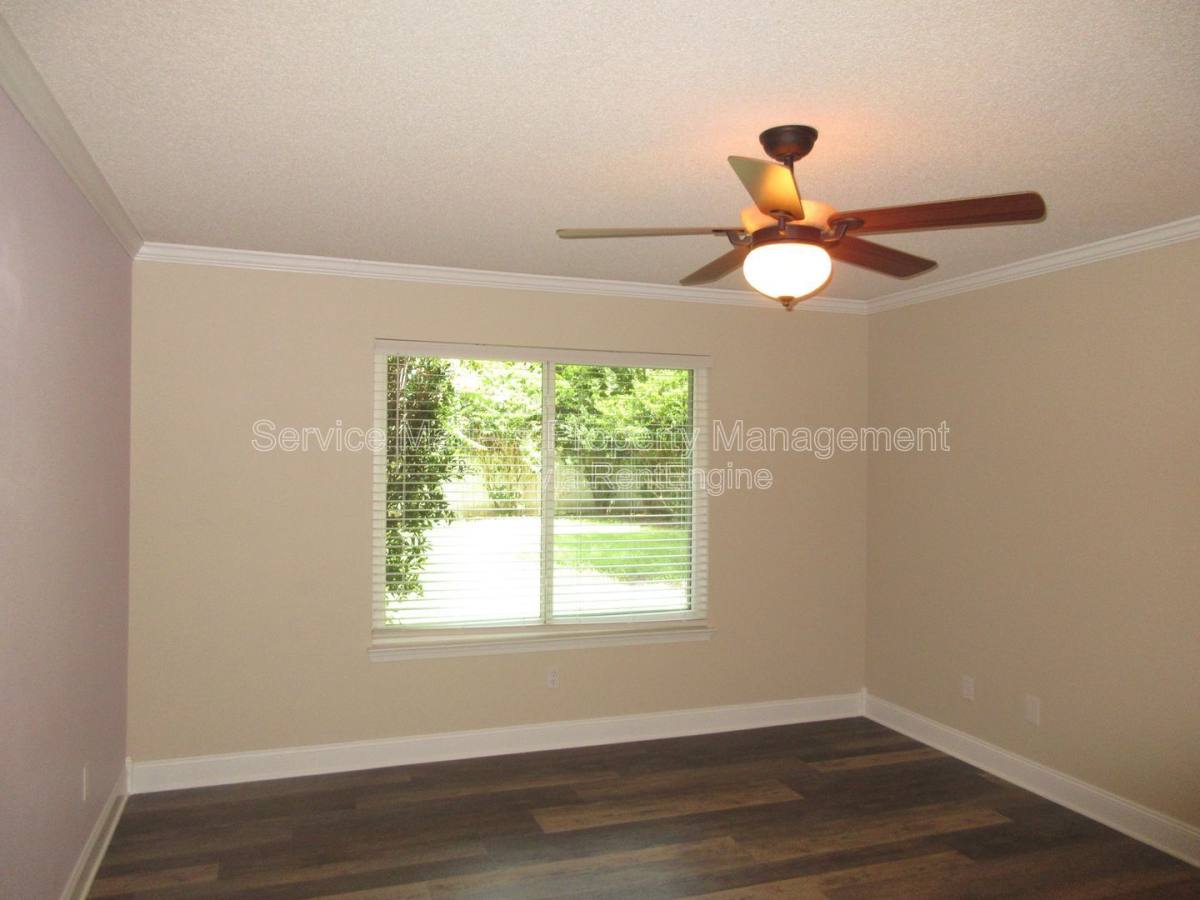 House for rent at 6598 Starboard Dr, Milton, FL 32570