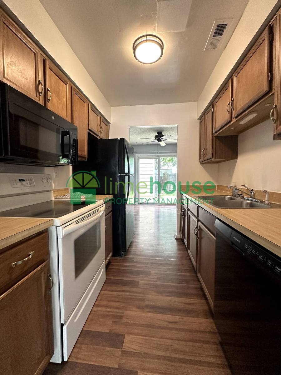 Townhouse for rent at 1318 River Birch Run S, Chesapeake, VA 23320