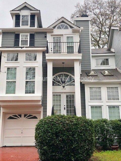 Townhouse for rent at 2198 Goodwood Blvd SE, Smyrna, GA 30080