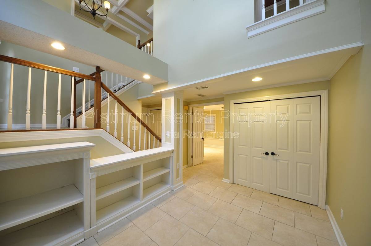 Townhouse for rent at 2198 Goodwood Blvd SE, Smyrna, GA 30080
