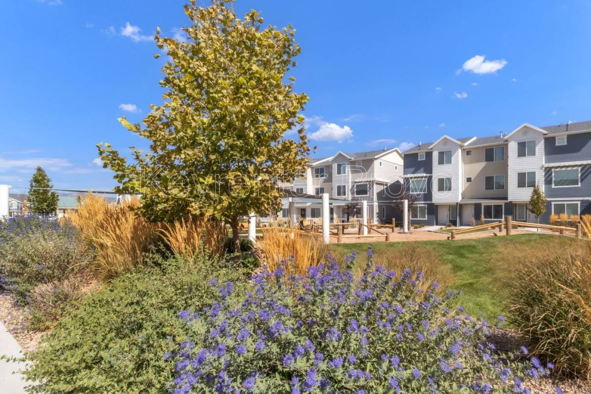 Apartment for rent at 48 Heading Row, Lehi, UT 84043